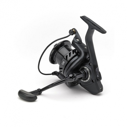 Daiwa Navijak Black Widow 25 A