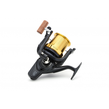 Daiwa navijak 23 EMBLEM 45 SCW QD OT