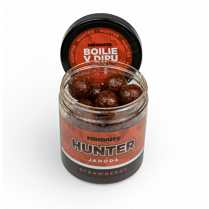 Hunter boilie v dipu 250ml - Jahoda 24mm