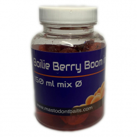 Mastodont Baits - Boilies Berry Boom v dipe 150ml mix priemerov