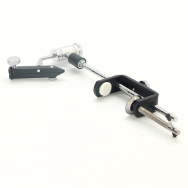 Snowbee Svorka na viazanie mušiek Fly-Mate Clamp Vice with Ball Joint