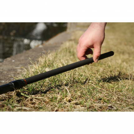 Leeda Prút Rogue Carp Rods 2,7m (9ft), 2.75lb AKCIA 1+1!