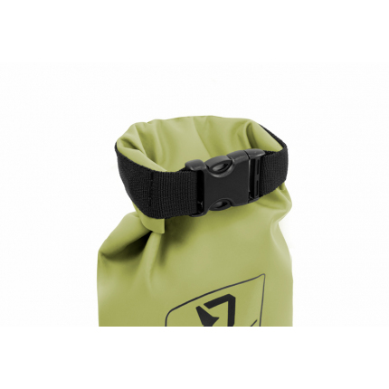 Delphin Puzdro Safe Case