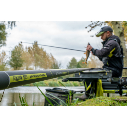 Matrix Podberáková Tyč Ethos XR Power Landing Net Handle 3,5 m